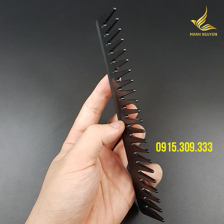 luoc vuot toc toni&guy carbon lct06822 (2)